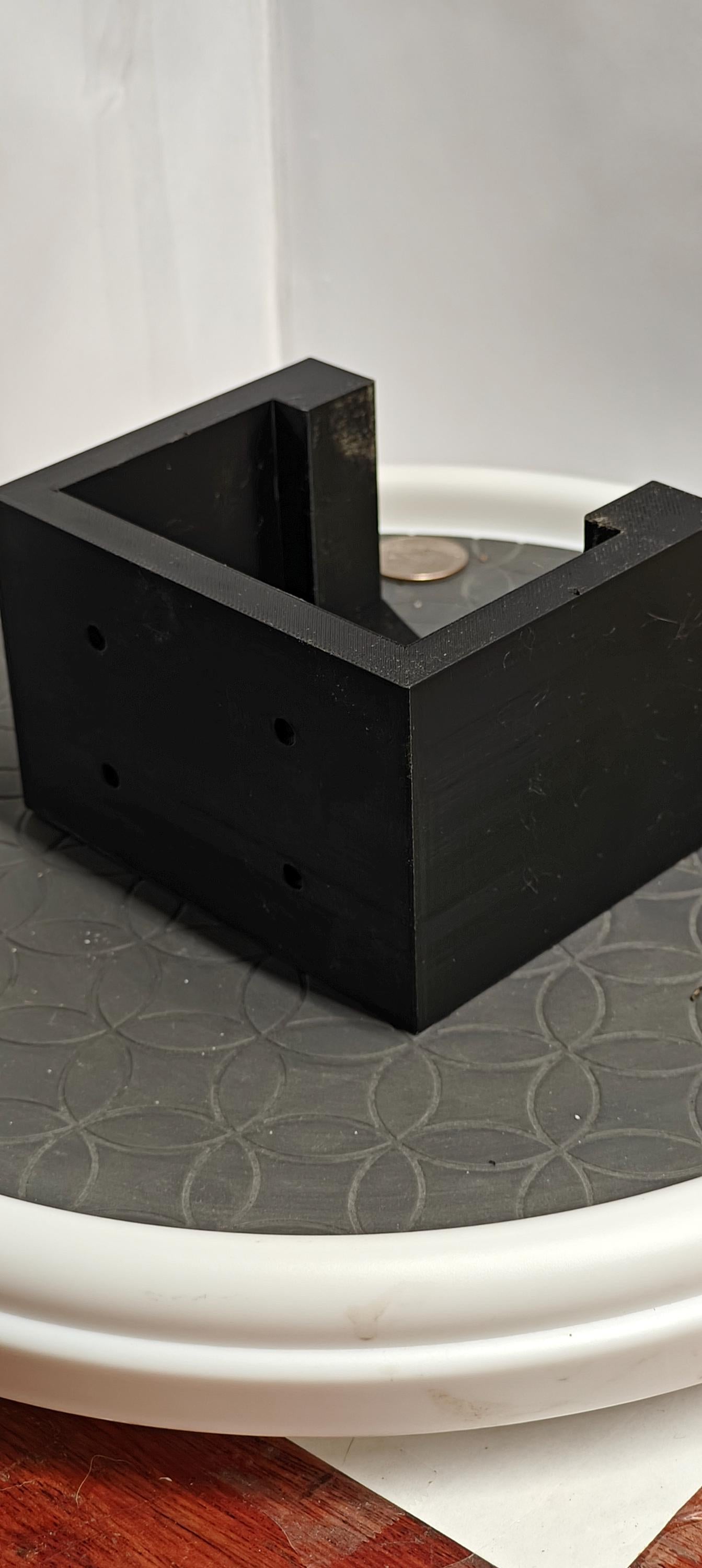 Wall-Mount Holder for Cordless Orbital Sander – Secure Storage for DeWalt 20V/60V Power Tools