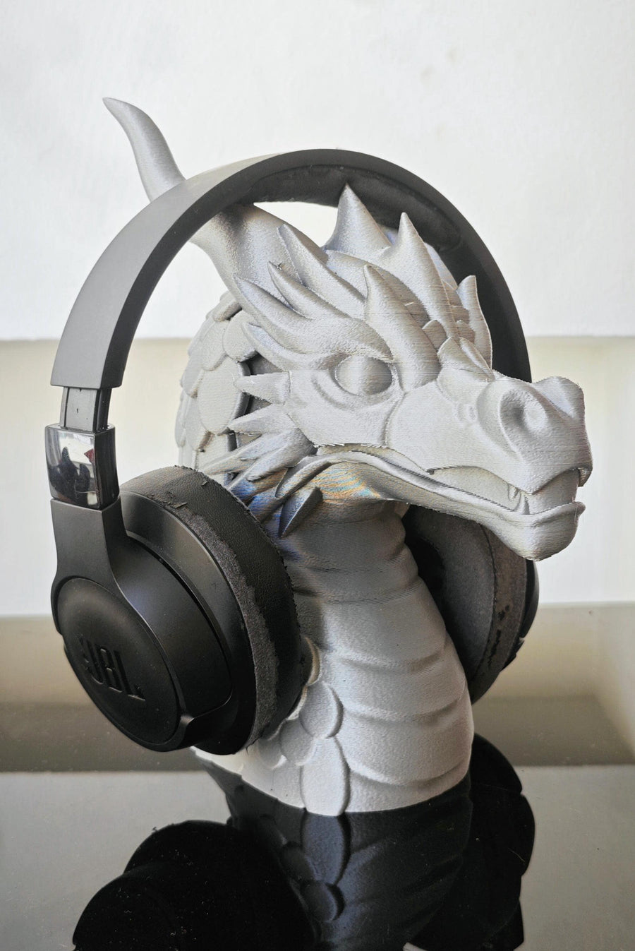 3D Printed Dragon Head Headphone Stand | Gamer Desk Decor - product image 1