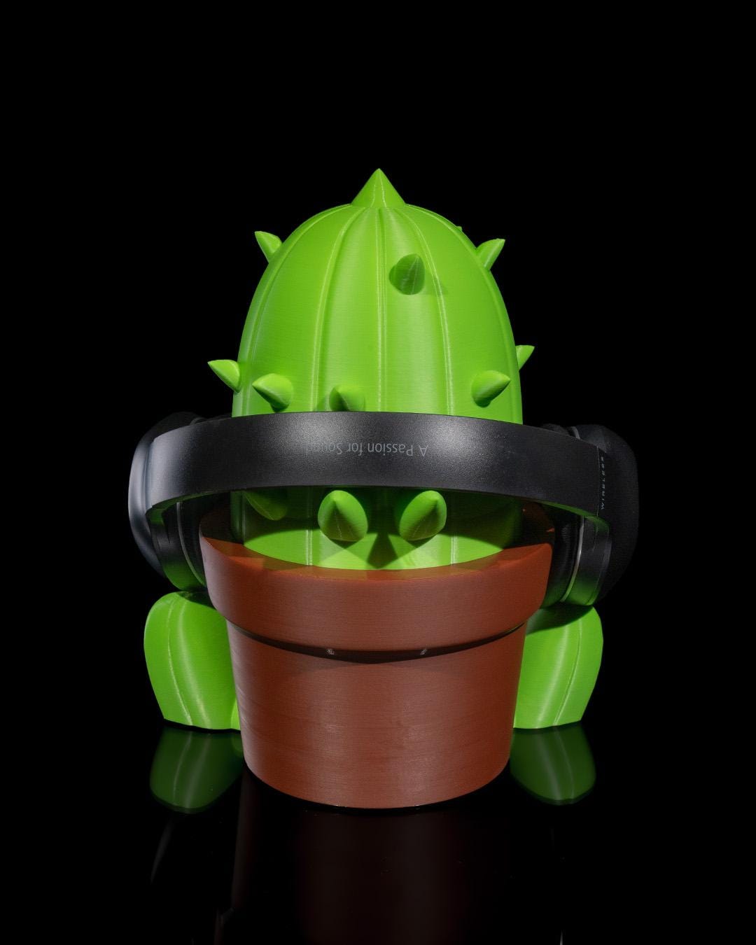 Kawaii Cactus Headphone Stand – 3D Printed Anime Desk Decor - product image 6