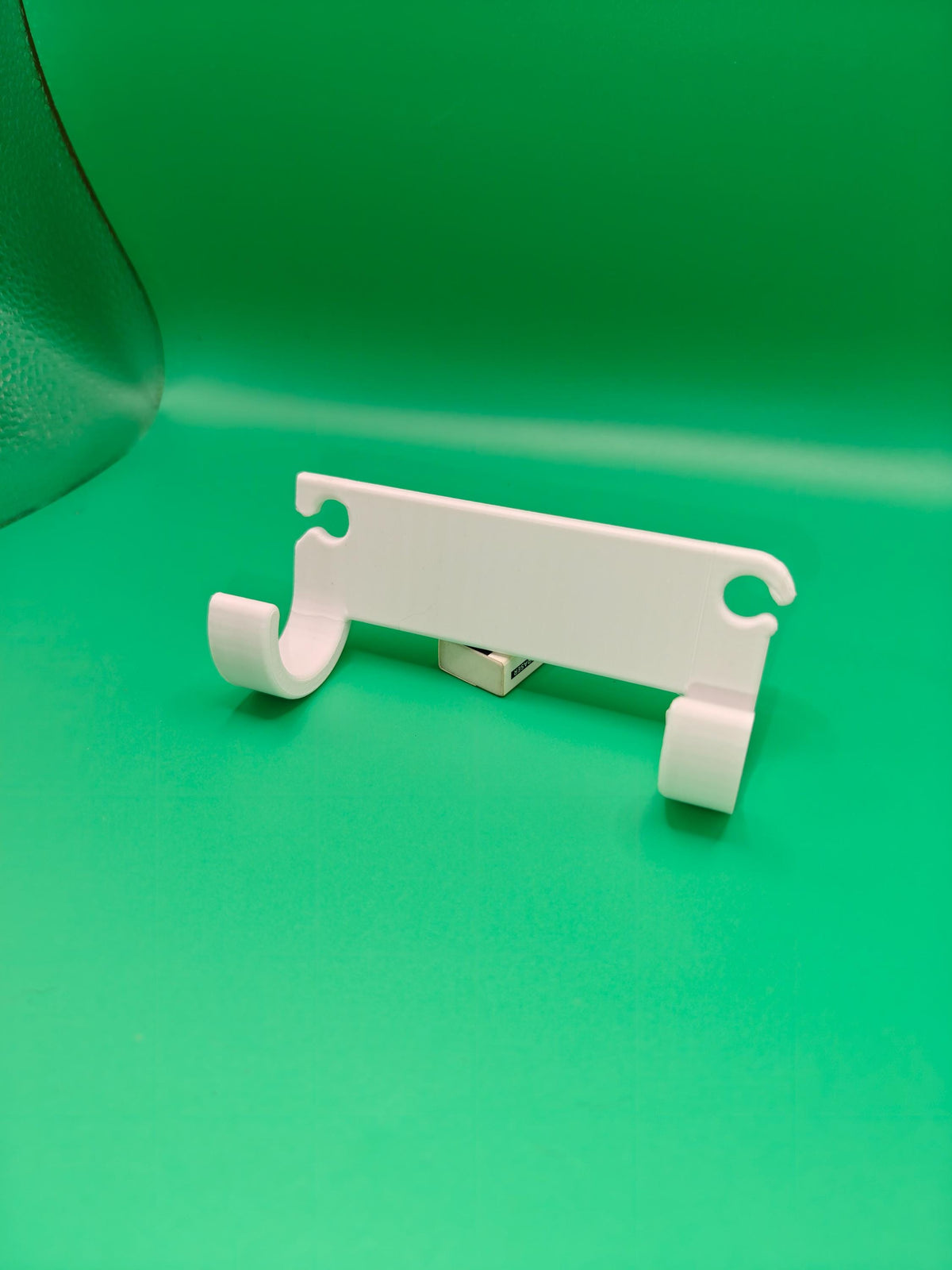 Backpack Skateboard Hanger Clip | Hands-Free Board Carrier | 3D Printed Travel Deck Holder Attachment - product image 3