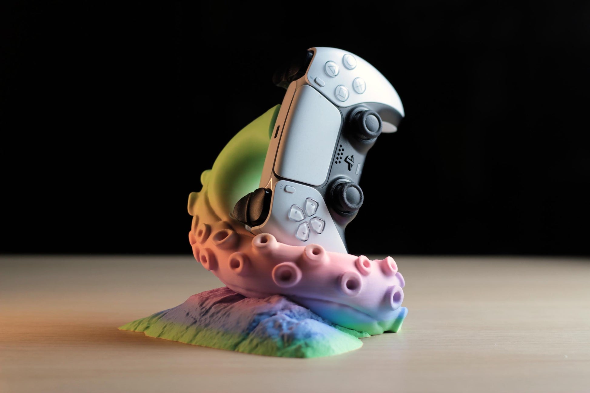 Kraken’s Grip PS5 Controller Stand – Octopus Tentacle Holder, 3D Printed Gamepad Display, Nautical Gamer Desk Decor - product