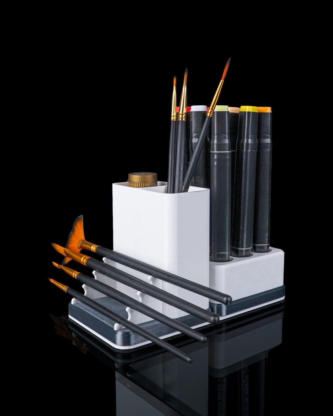 Painter's Tools Desk Organizer, Paint Brush Holder, Marker Storage Caddy - product image 6