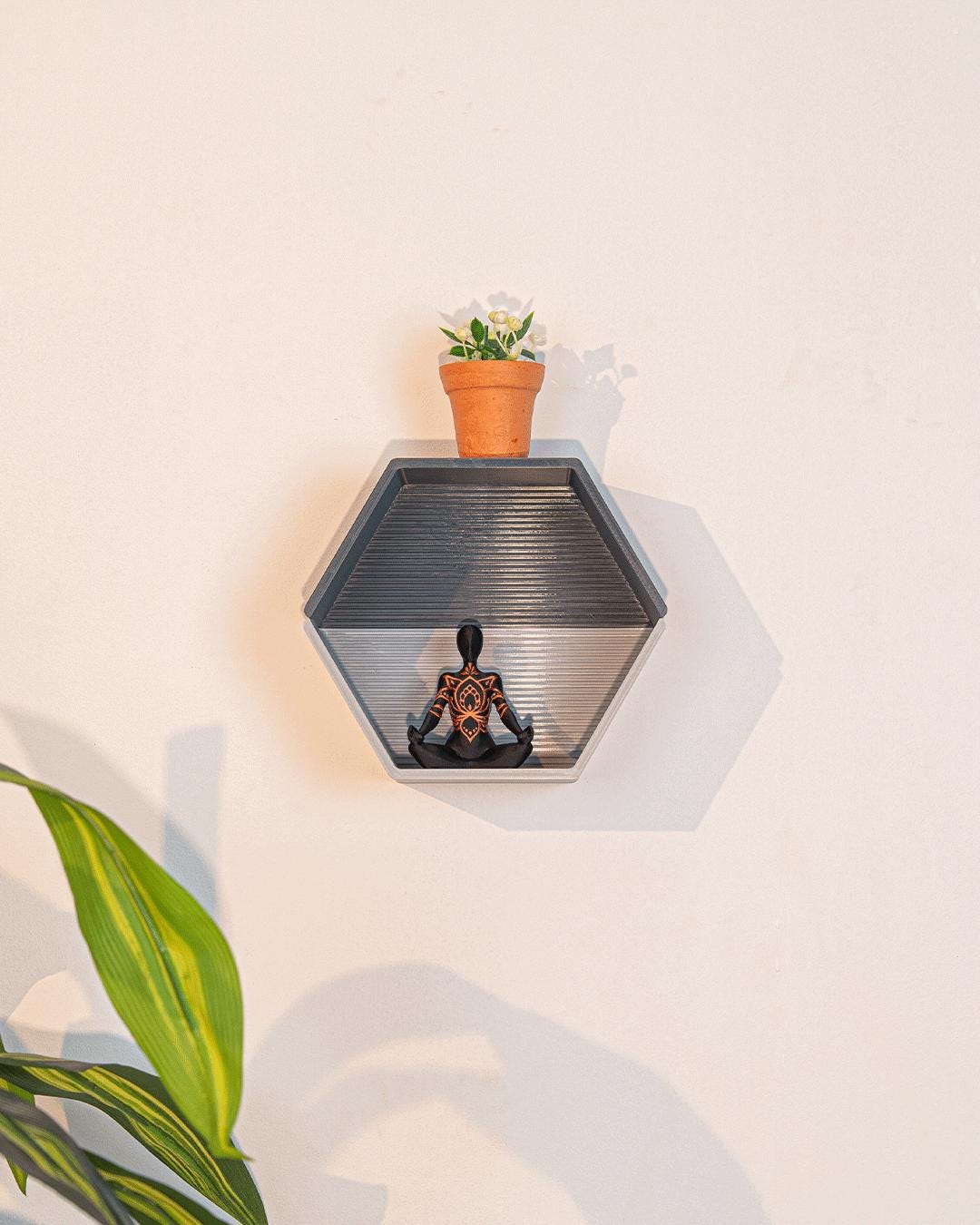 Set of 4 Modular Hexagon Wall Shelves, Geometric Floating Shelf Set, Modern 3D Printed Plant Shelves, Honeycomb Wall Decor